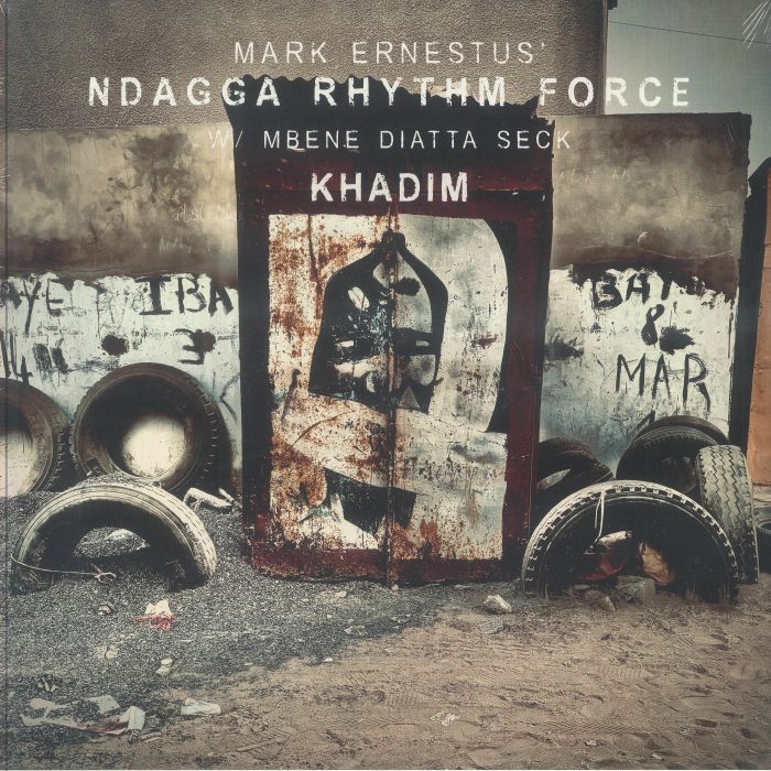 MARK ERNESTUS' NDAGGA RHYTHM FORCE - Khadim vinyl sleeve